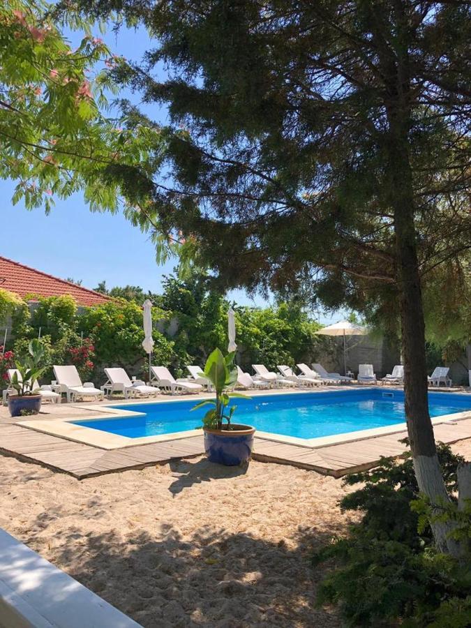 Hotel Casa Stavros Două Mai Zewnętrze zdjęcie